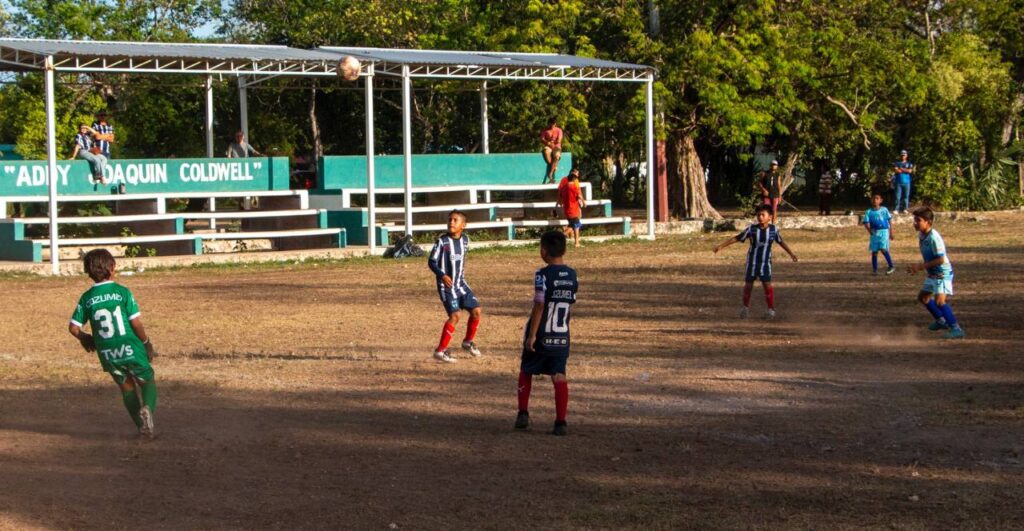 Delfines vs Rayados Cozumel 12