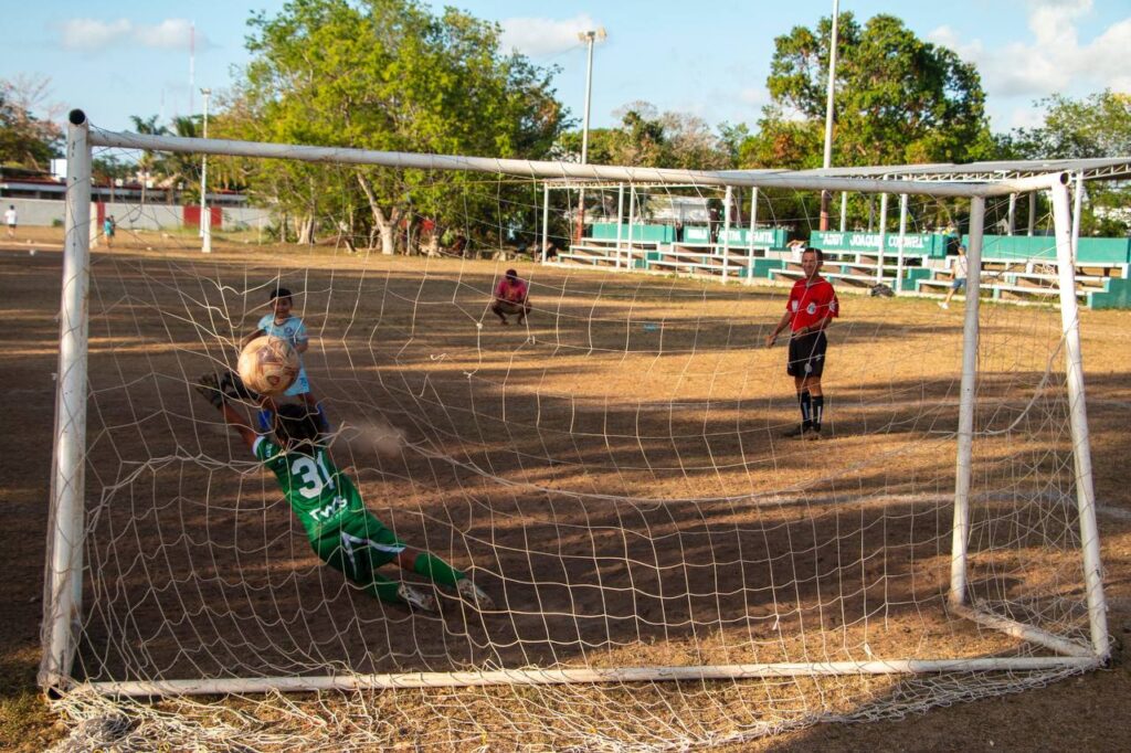 Delfines vs Rayados Cozumel 08